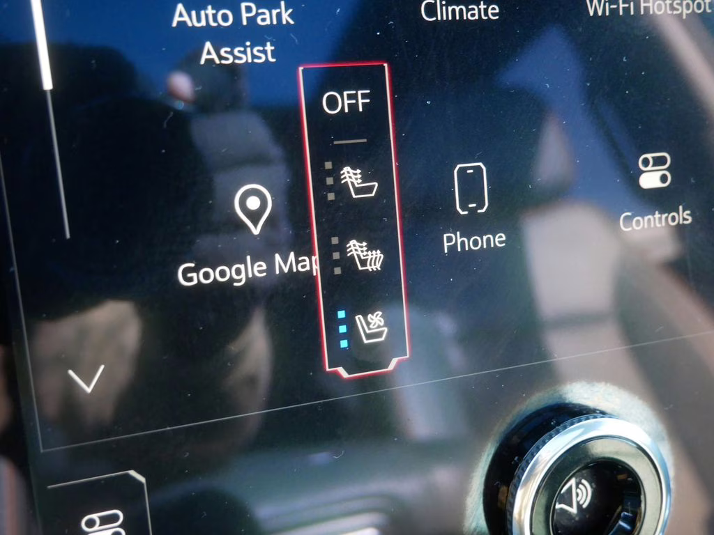 2025 Summit White GMC Yukon XL AT4 4X4 SUV