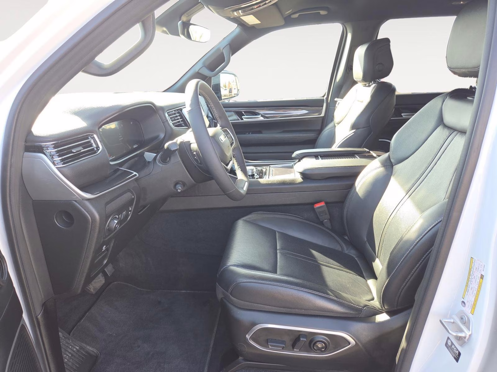 2024 White Jeep Wagoneer 4x4 4X4 SUV