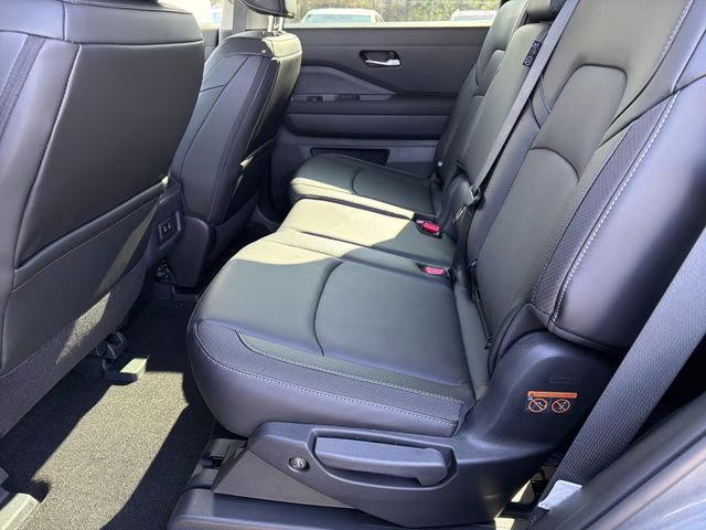2026 Gun Metallic Nissan Pathfinder SL FWD SUV