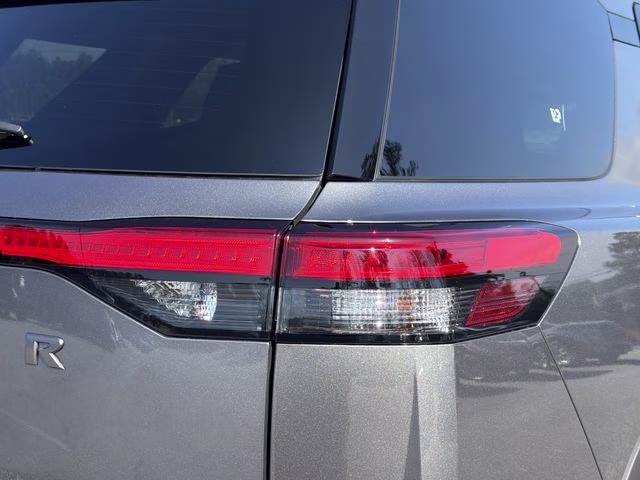 2026 Gun Metallic Nissan Pathfinder SL FWD SUV