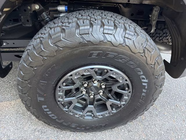 2025 Black Metallic Ford F-150 Raptor 4X4 Truck