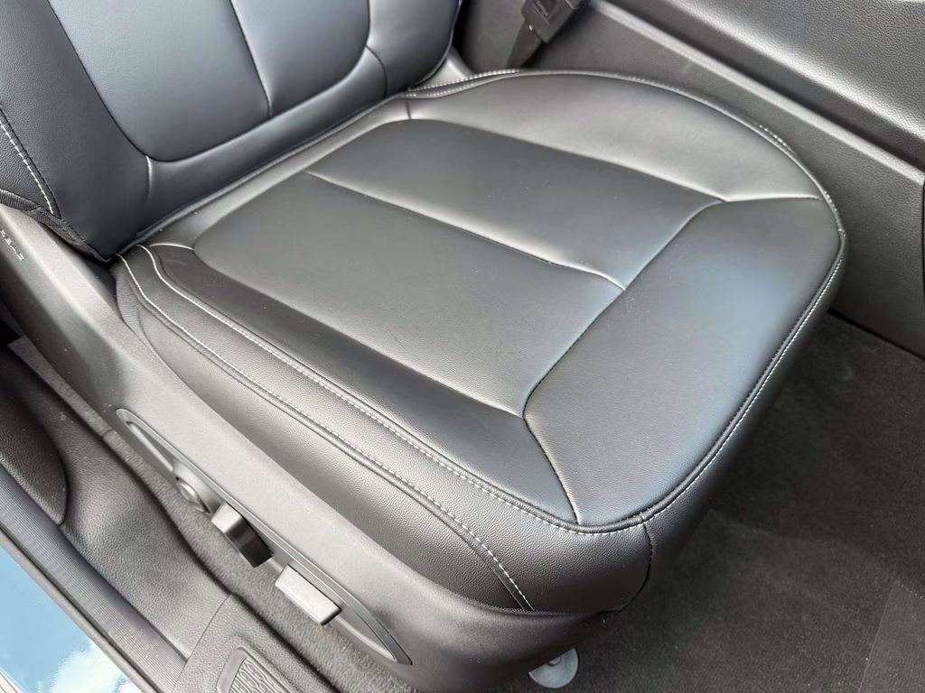 2026 Steel Blue Jeep Grand Cherokee Limited 4X4 SUV