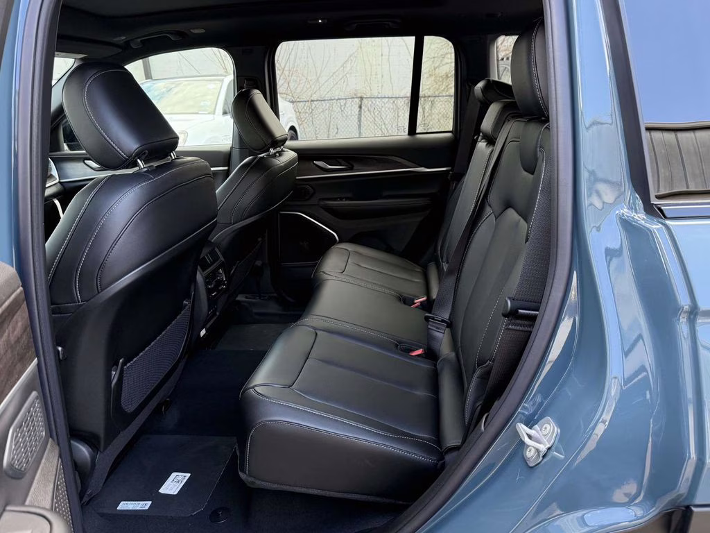 2026 Steel Blue Jeep Grand Cherokee Limited 4X4 SUV