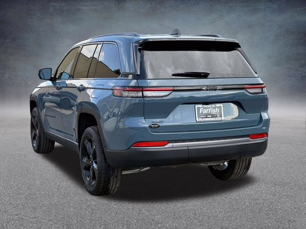 2026 Steel Blue Jeep Grand Cherokee Limited 4X4 SUV