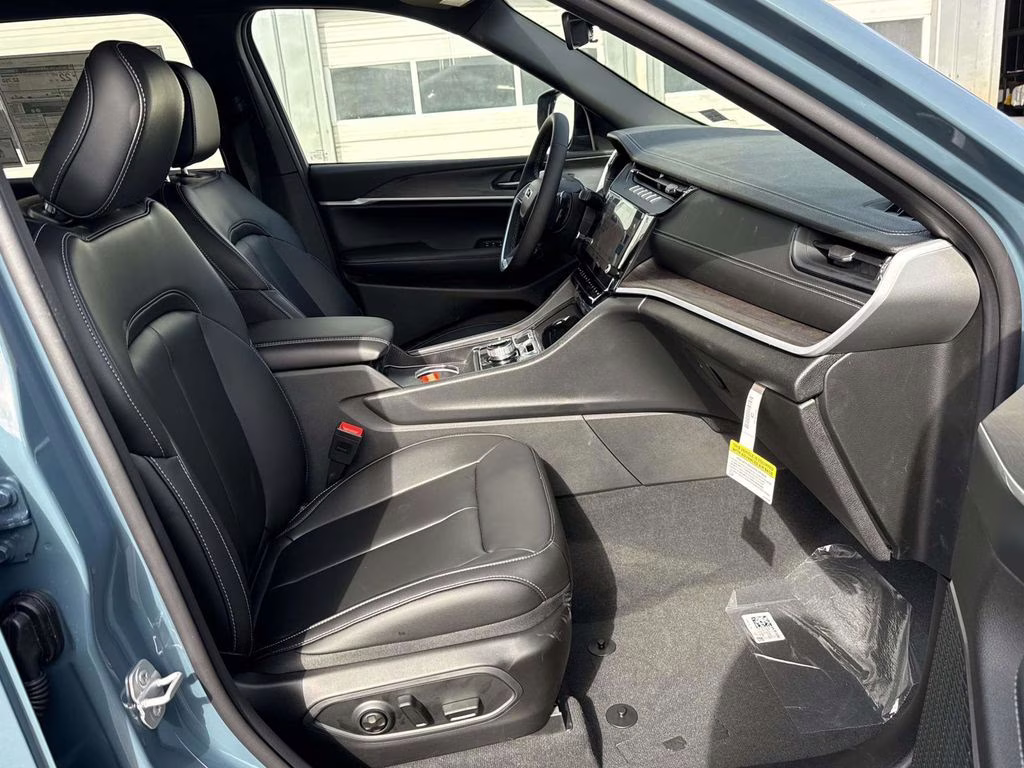 2026 Steel Blue Jeep Grand Cherokee L Limited 4X4 SUV