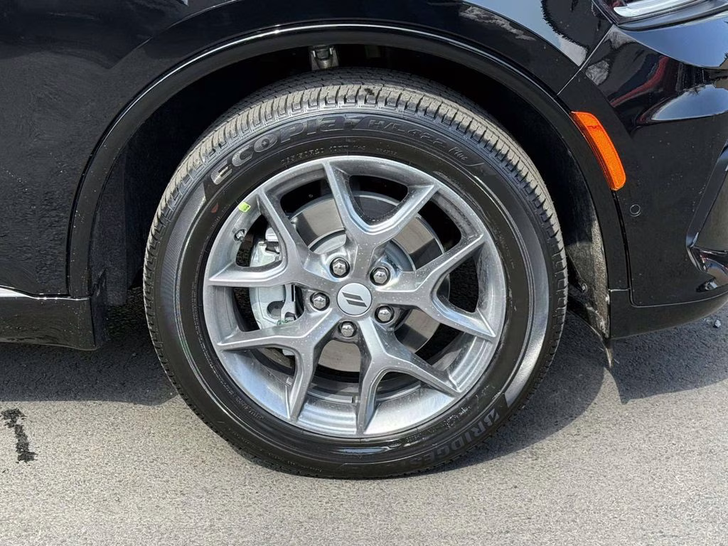 2026 DB Black Crystal Clearcoat Dodge Durango GT Plus HEMI V8 AWD SUV