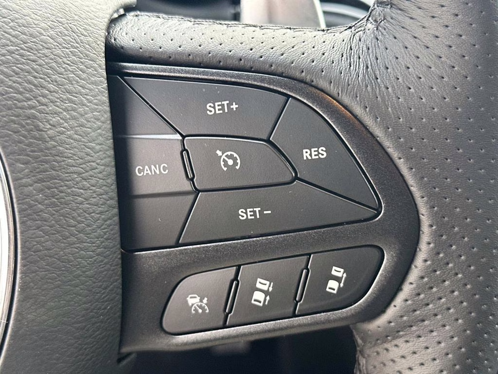 2026 DB Black Crystal Clearcoat Dodge Durango GT Plus HEMI V8 AWD SUV