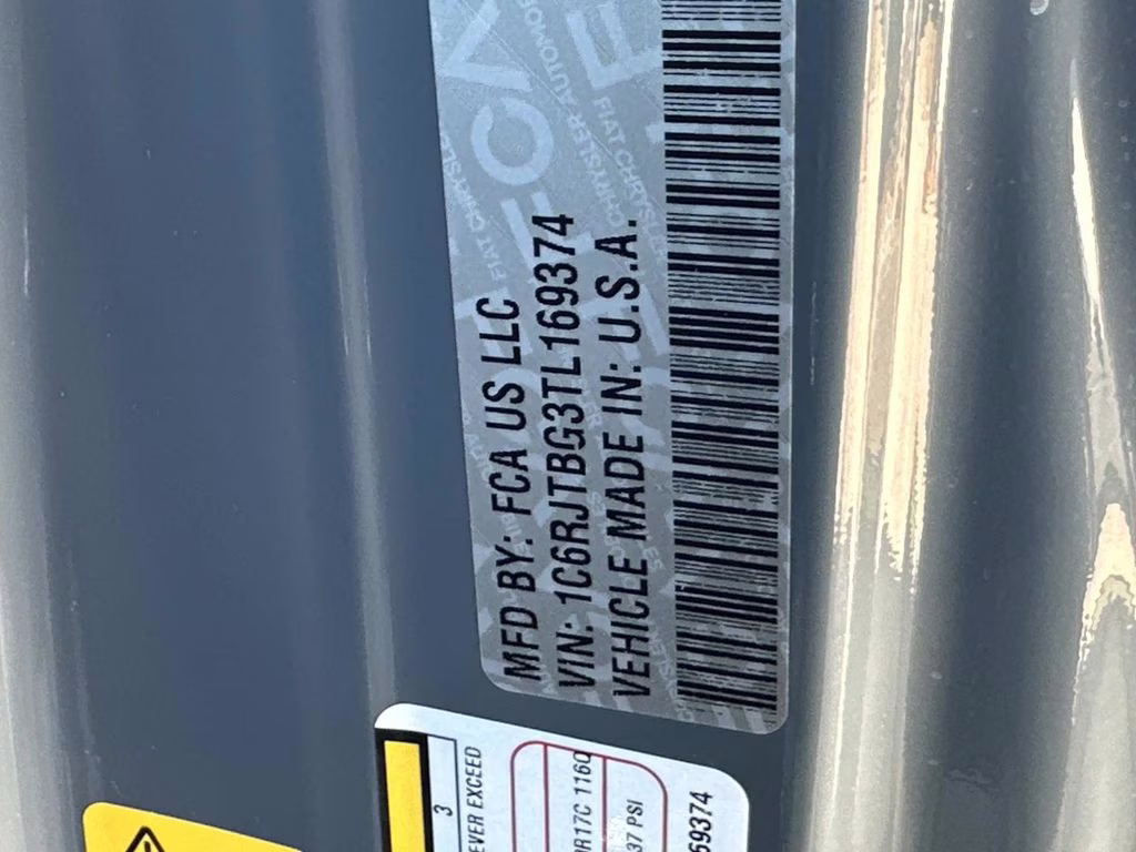 2026 Anvil Clearcoat Jeep Gladiator Rubicon 4X4 Truck