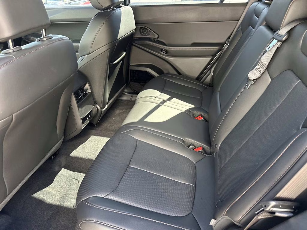 2026 Silver Zynith Clearcoat Jeep Cherokee Limited 4X4 SUV