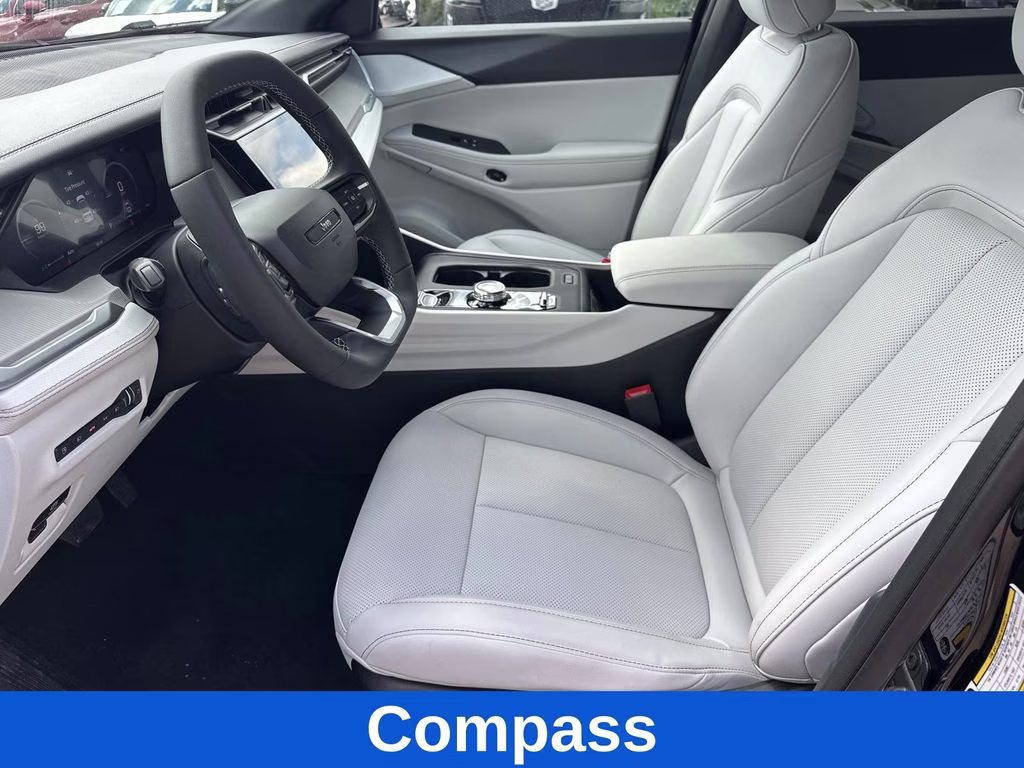 2026 Diamond Black Crystal Pearlcoat Jeep Cherokee Limited 4X4 SUV