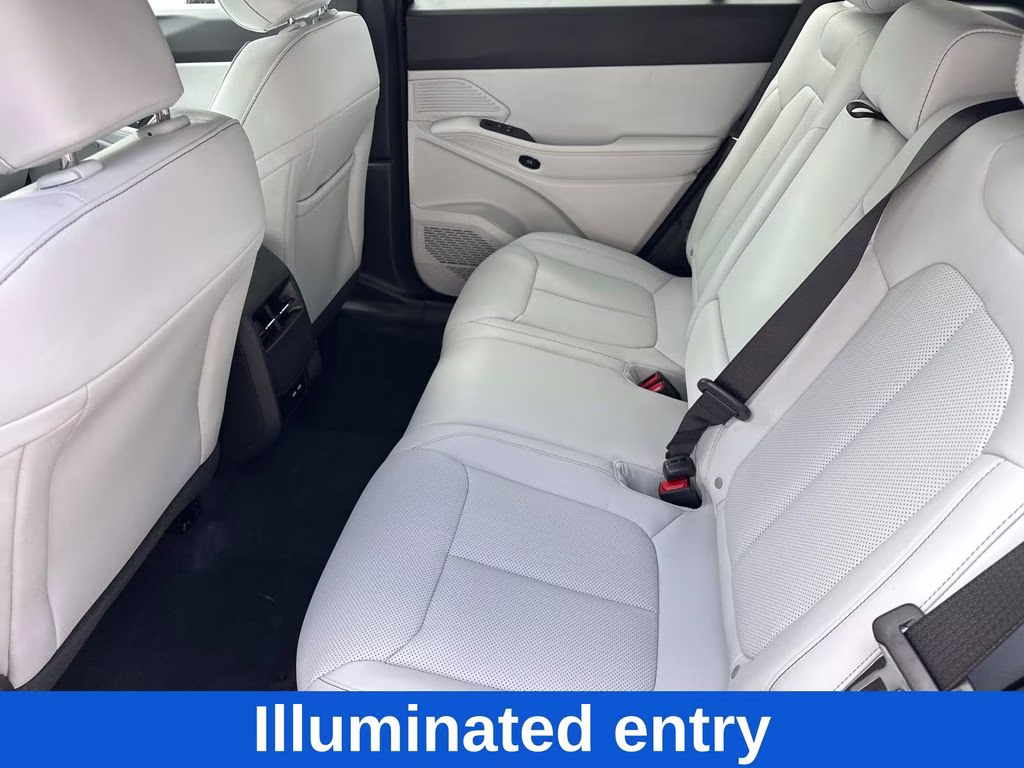 2026 Diamond Black Crystal Pearlcoat Jeep Cherokee Limited 4X4 SUV