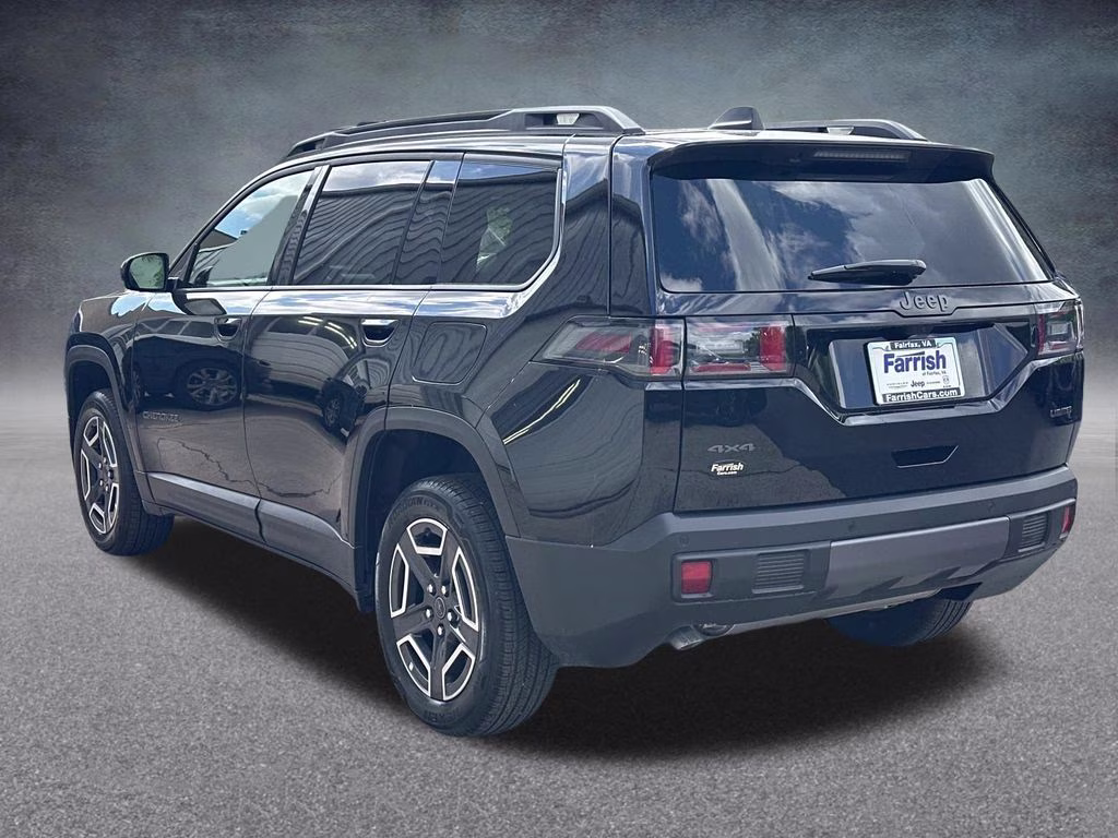 2026 Diamond Black Crystal Pearlcoat Jeep Cherokee Limited 4X4 SUV