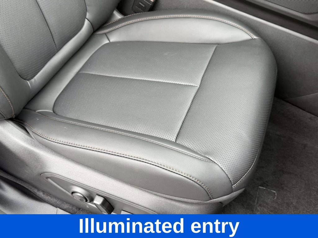 2026 Bright White Clearcoat Jeep Cherokee Limited 4X4 SUV