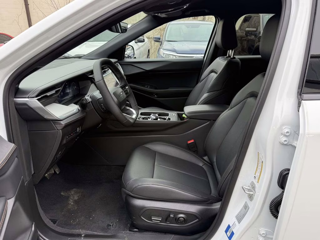 2026 Bright White Clearcoat Jeep Cherokee Limited 4X4 SUV