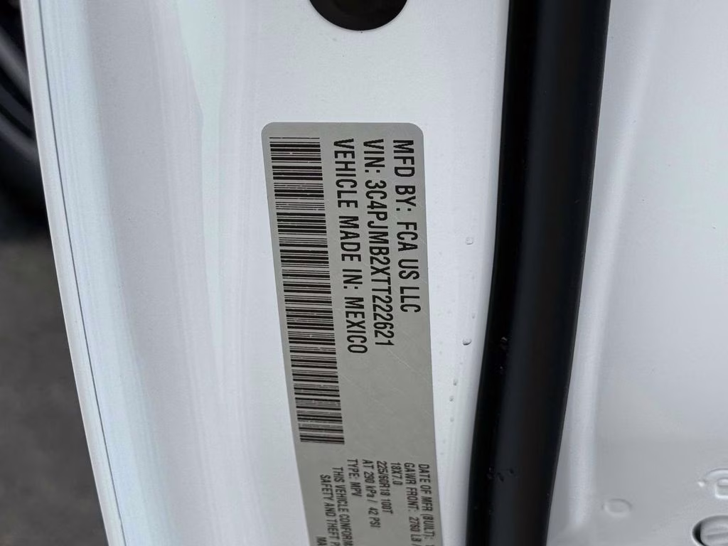 2026 Bright White Clearcoat Jeep Cherokee Limited 4X4 SUV