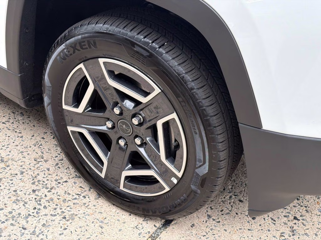 2026 Bright White Clearcoat Jeep Cherokee Limited 4X4 SUV