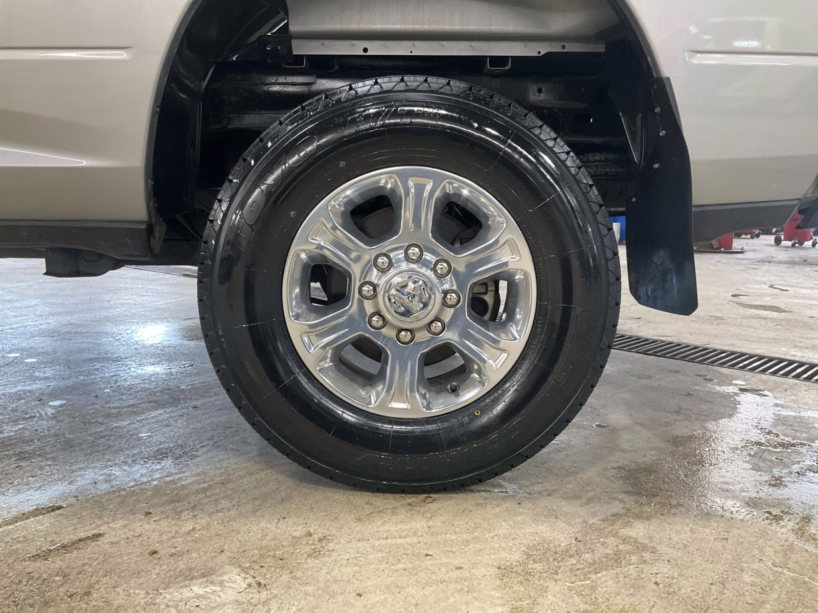 2023 Billet Silver Metallic Clearcoat Ram 2500 Big Horn 4X4 Truck