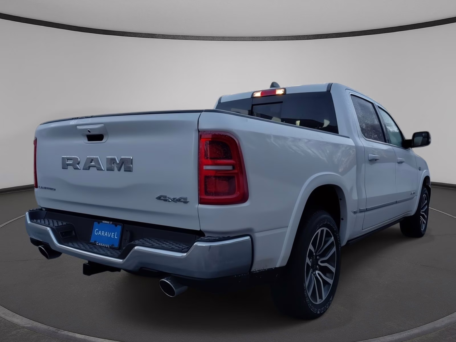 2026 Ivory White Tri-Coat Pearlcoat Ram 1500 Limited 4X4 Truck