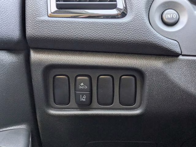 2026 White Diamond Mitsubishi Outlander Sport 2.0 ES 4X4 SUV