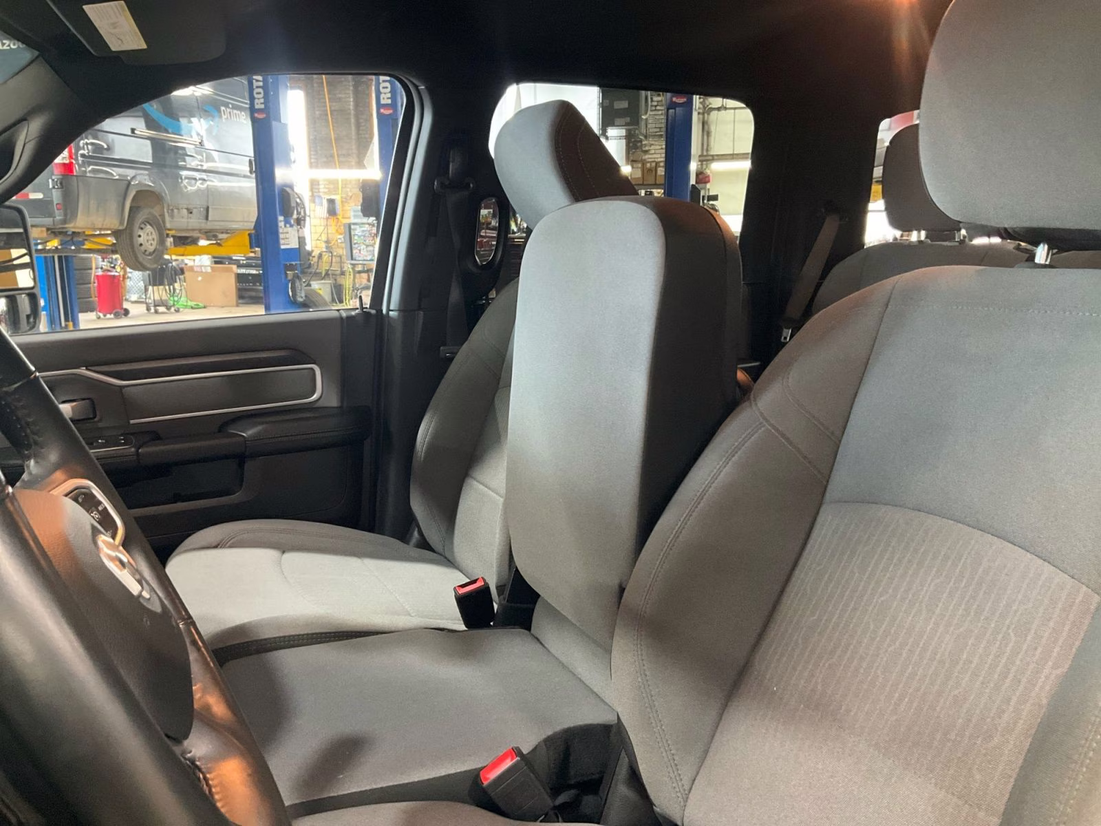 2023 Billet Silver Metallic Clearcoat Ram 2500 Big Horn 4X4 Truck