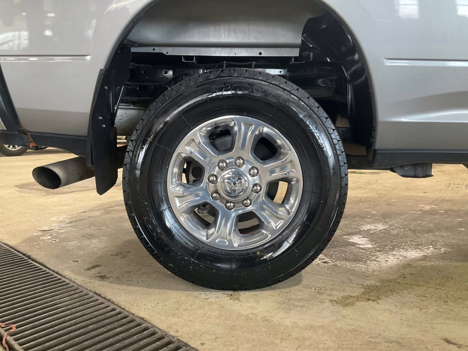 2023 Billet Silver Metallic Clearcoat Ram 2500 Big Horn 4X4 Truck