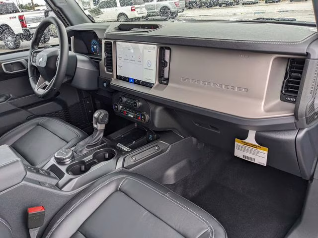 2025 Desert Sand Ford Bronco Outer Banks 4X4 SUV