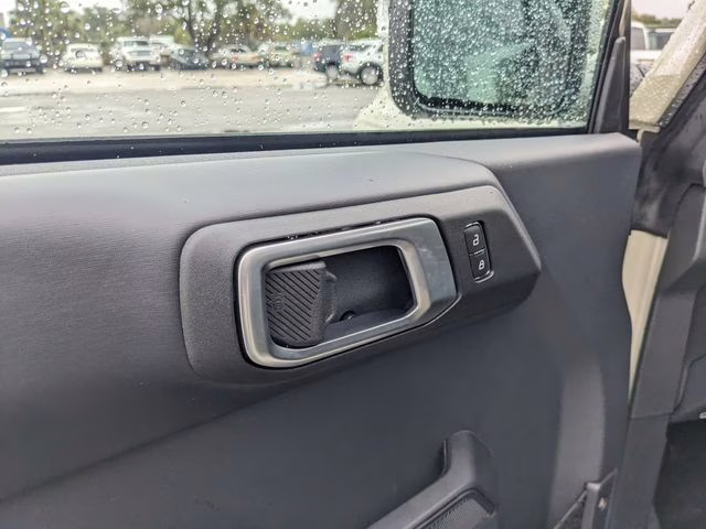 2025 Desert Sand Ford Bronco Outer Banks 4X4 SUV