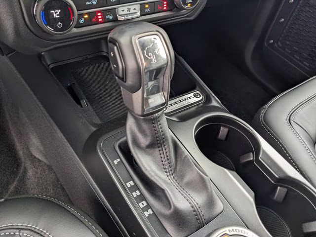 2025 Desert Sand Ford Bronco Outer Banks 4X4 SUV