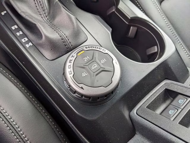 2025 Desert Sand Ford Bronco Outer Banks 4X4 SUV