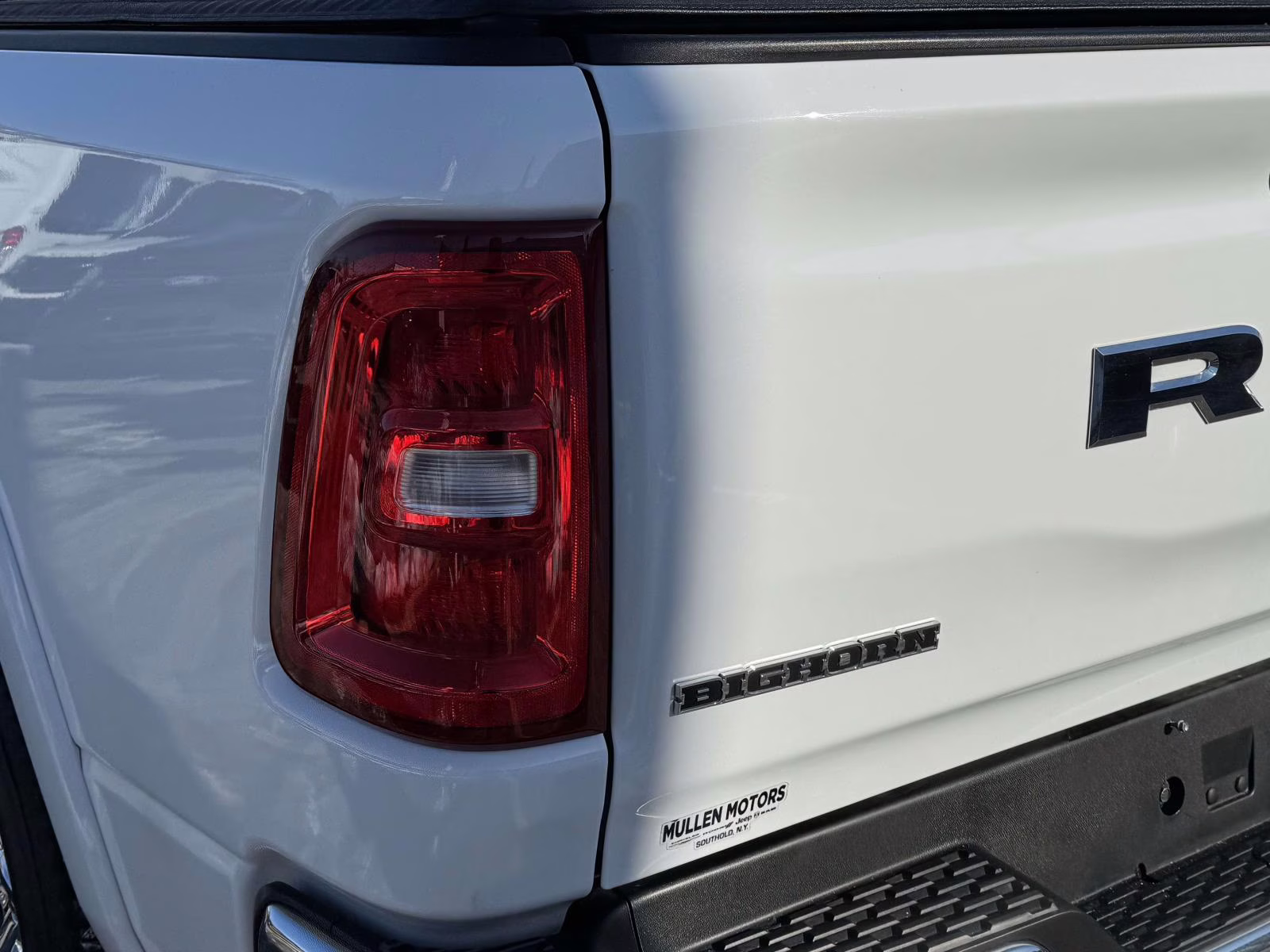 2025 White Ram 1500 Big Horn 4x4 Quad Cab 6'4 Box 4X4 Truck