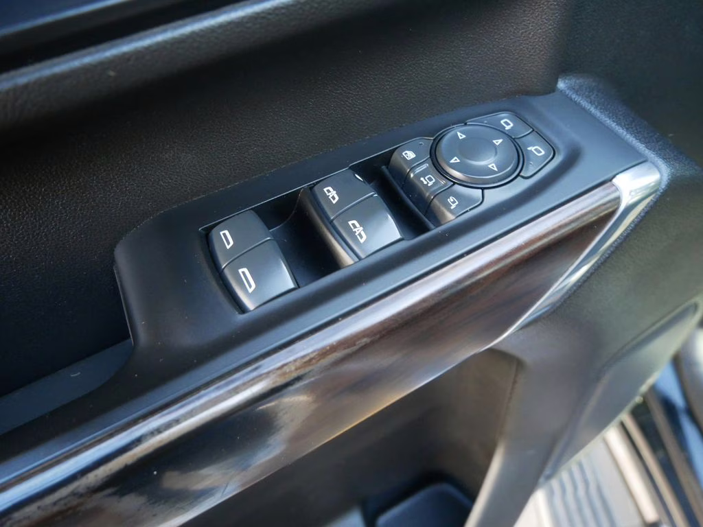 2022 Onyx Black GMC Sierra 2500HD SLT 4X4 Truck