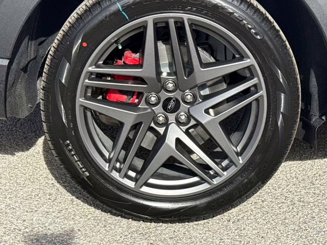 2026 White Ford Explorer ST-Line RWD SUV