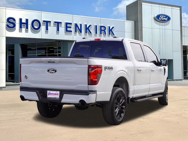 2026 Avalanche Ford F-150 XLT 4X4 Truck