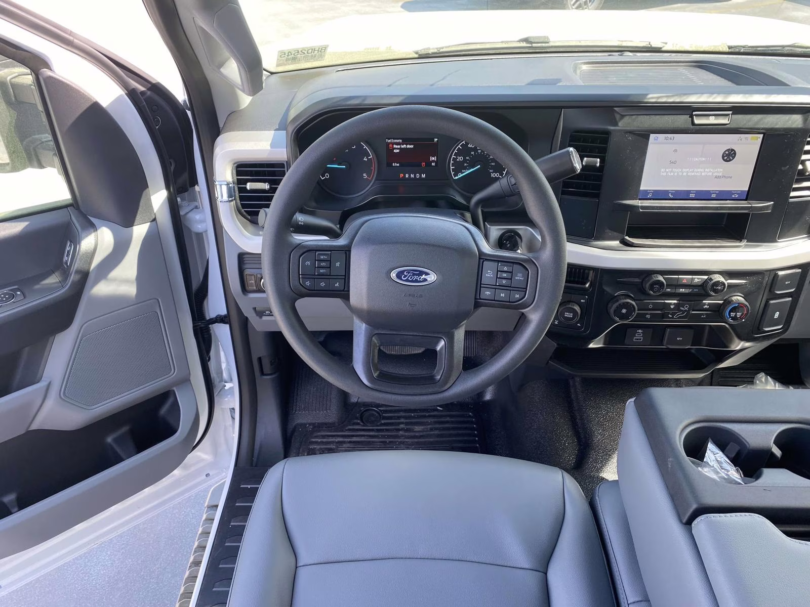 2026 Oxford White Ford Super Duty F-250 SRW XL 4X4 Truck