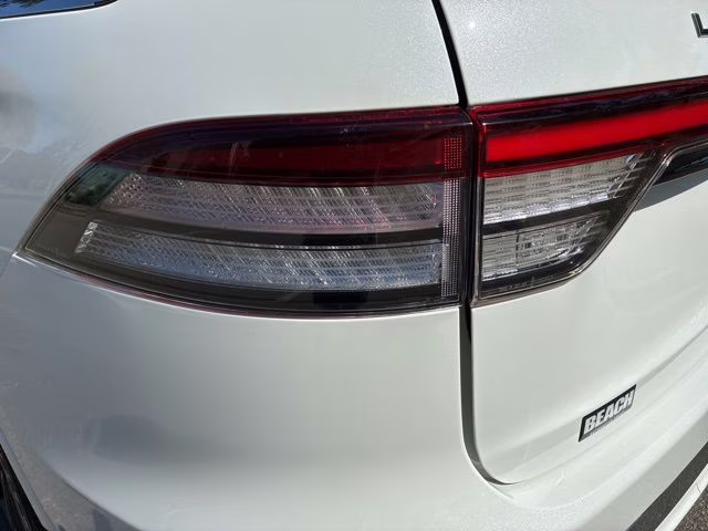 2025 White Metallic Lincoln Aviator Black Label AWD SUV