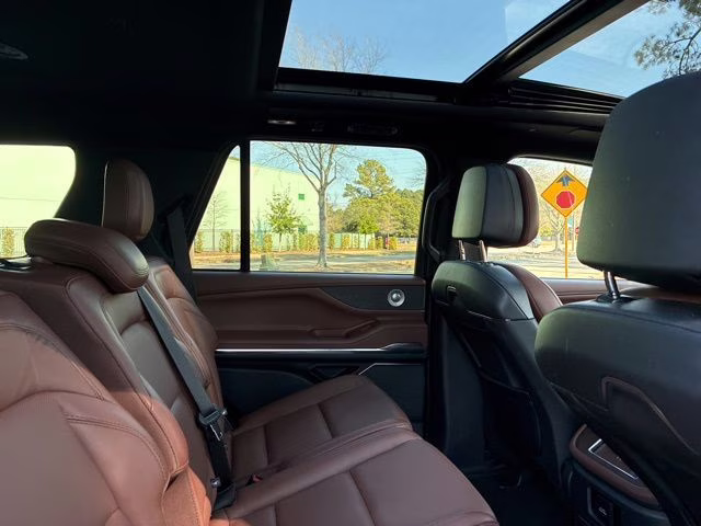 2025 Blue Metallic Lincoln Navigator Reserve 4X4 SUV