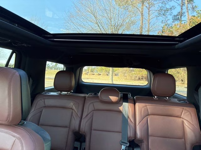 2025 Blue Metallic Lincoln Navigator Reserve 4X4 SUV