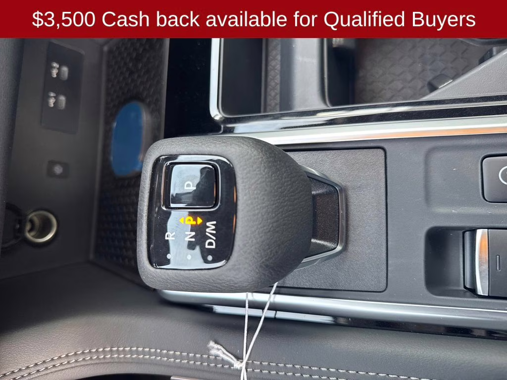 2026 Boulder Gray Pearl Nissan Pathfinder Platinum 4X4 SUV