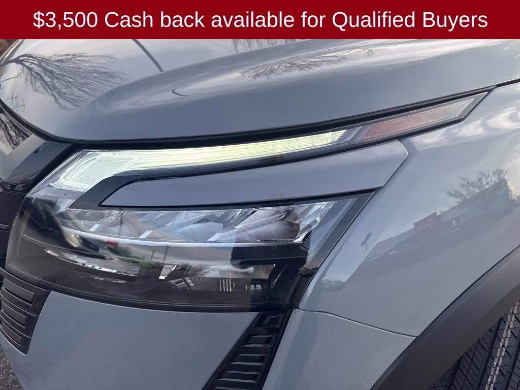 2026 Boulder Gray Pearl Nissan Pathfinder Platinum 4X4 SUV