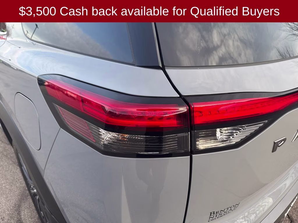 2026 Boulder Gray Pearl Nissan Pathfinder Platinum 4X4 SUV