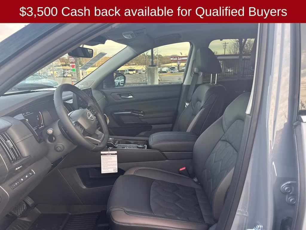 2026 Boulder Gray/Super Black Nissan Pathfinder Platinum 4X4 SUV