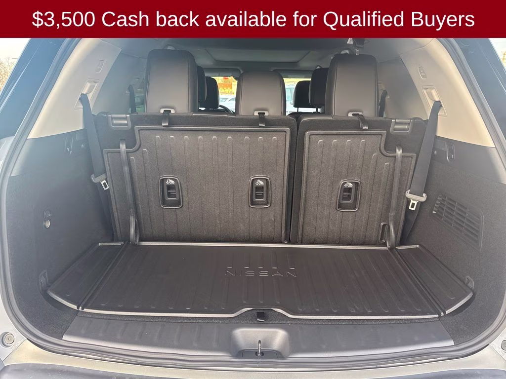 2026 Boulder Gray/Super Black Nissan Pathfinder Platinum 4X4 SUV
