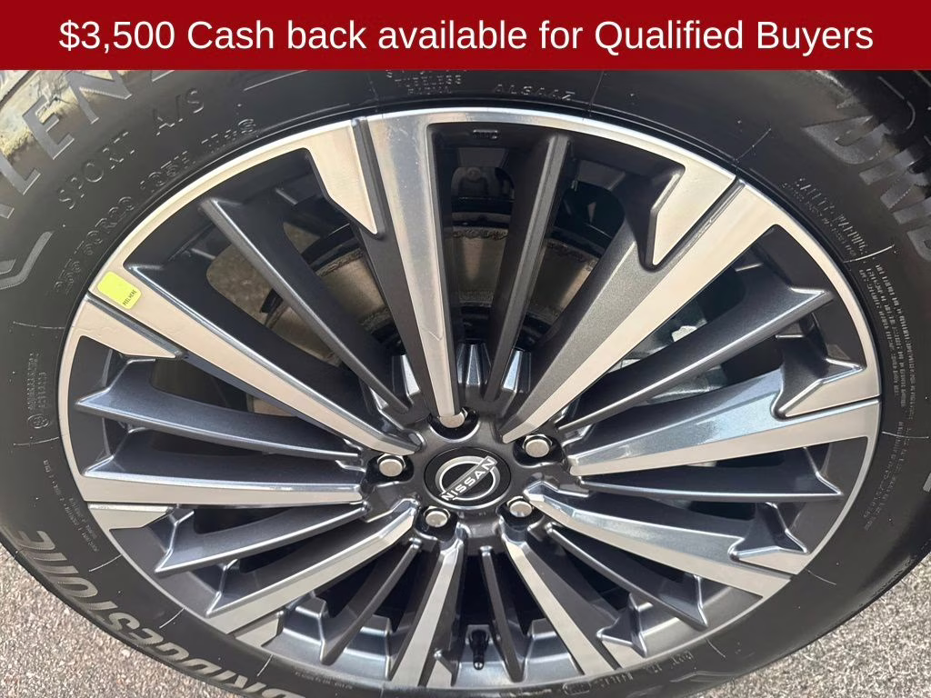 2026 Boulder Gray/Super Black Nissan Pathfinder Platinum 4X4 SUV