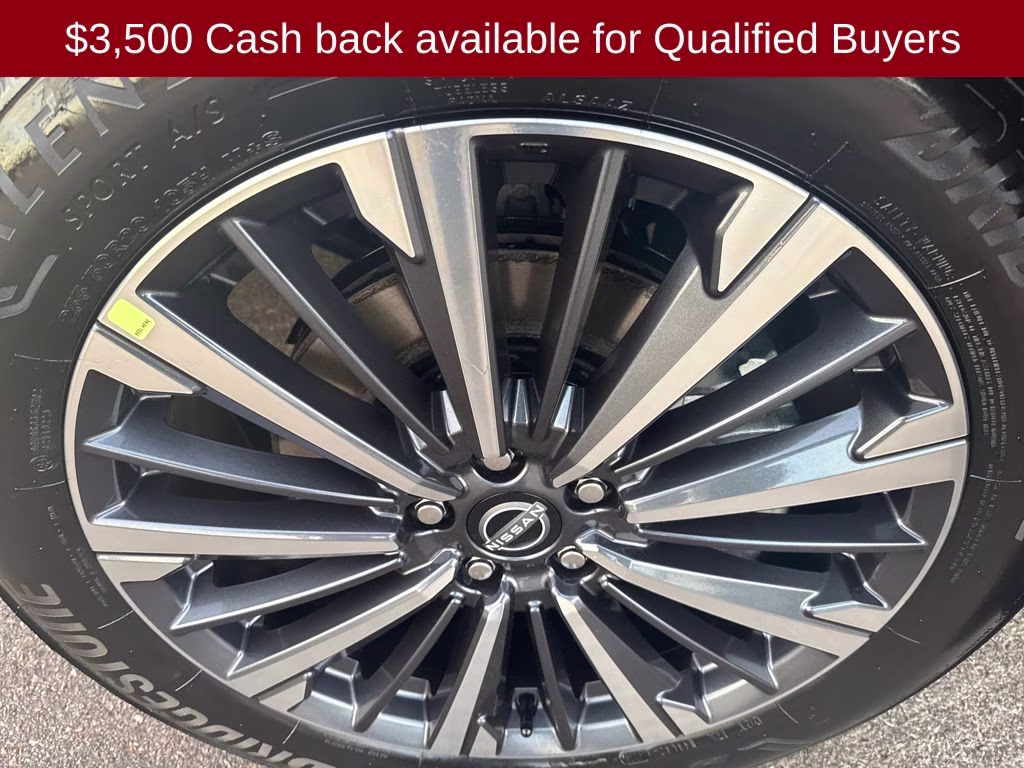 2026 Boulder Gray/Super Black Nissan Pathfinder Platinum 4X4 SUV