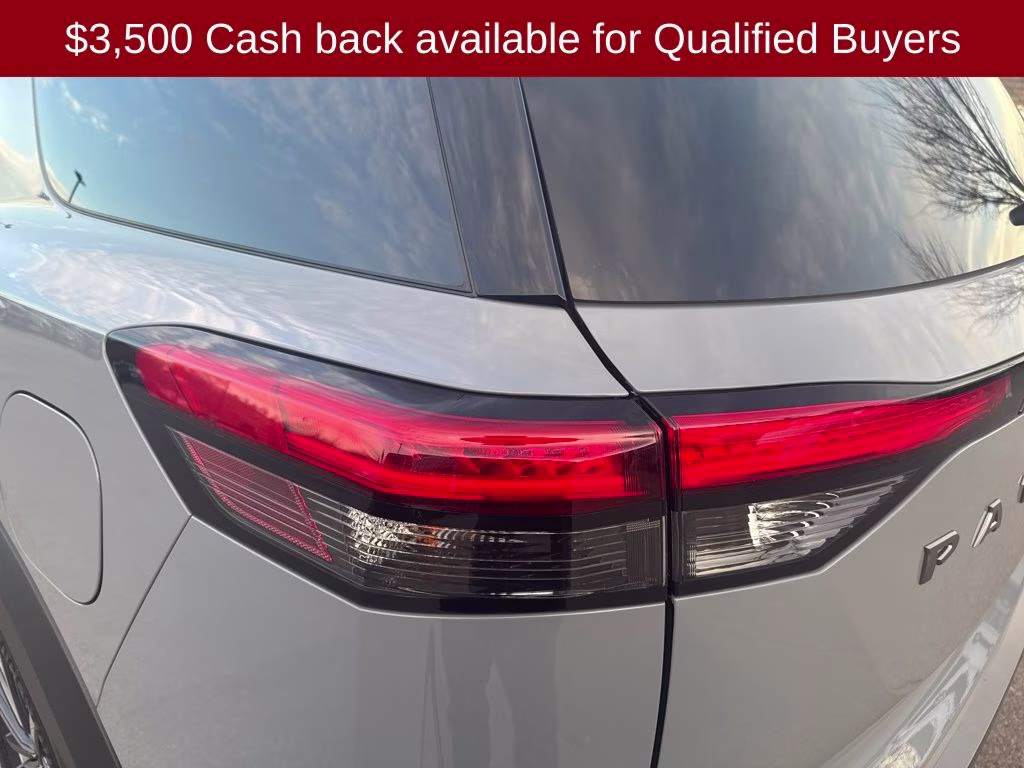 2026 Boulder Gray/Super Black Nissan Pathfinder Platinum 4X4 SUV