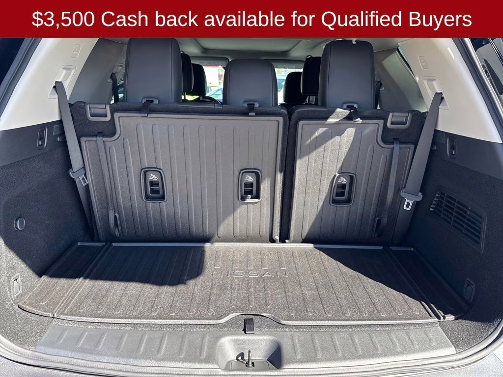 2026 Boulder Gray Pearl Nissan Pathfinder Platinum FWD SUV