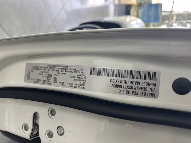 2026 Bright White Clearcoat Jeep Cherokee Limited 4X4 SUV