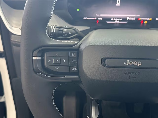 2026 Bright White Clearcoat Jeep Cherokee Limited 4X4 SUV