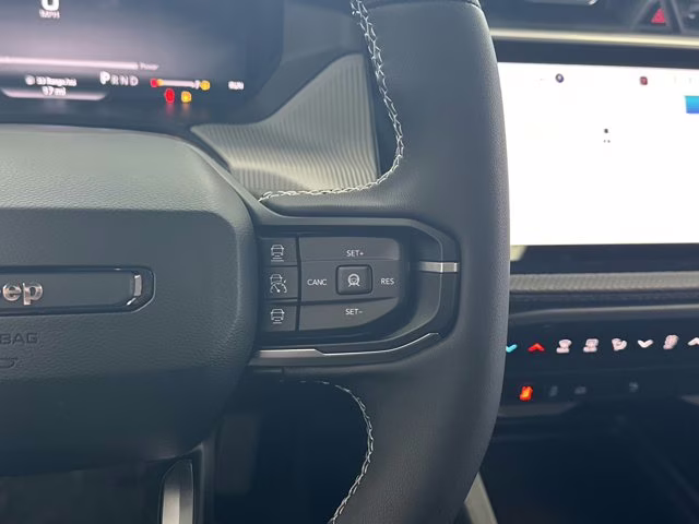 2026 Bright White Clearcoat Jeep Cherokee Limited 4X4 SUV