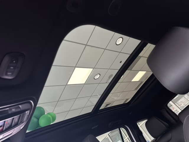 2026 Bright White Clearcoat Jeep Cherokee Limited 4X4 SUV